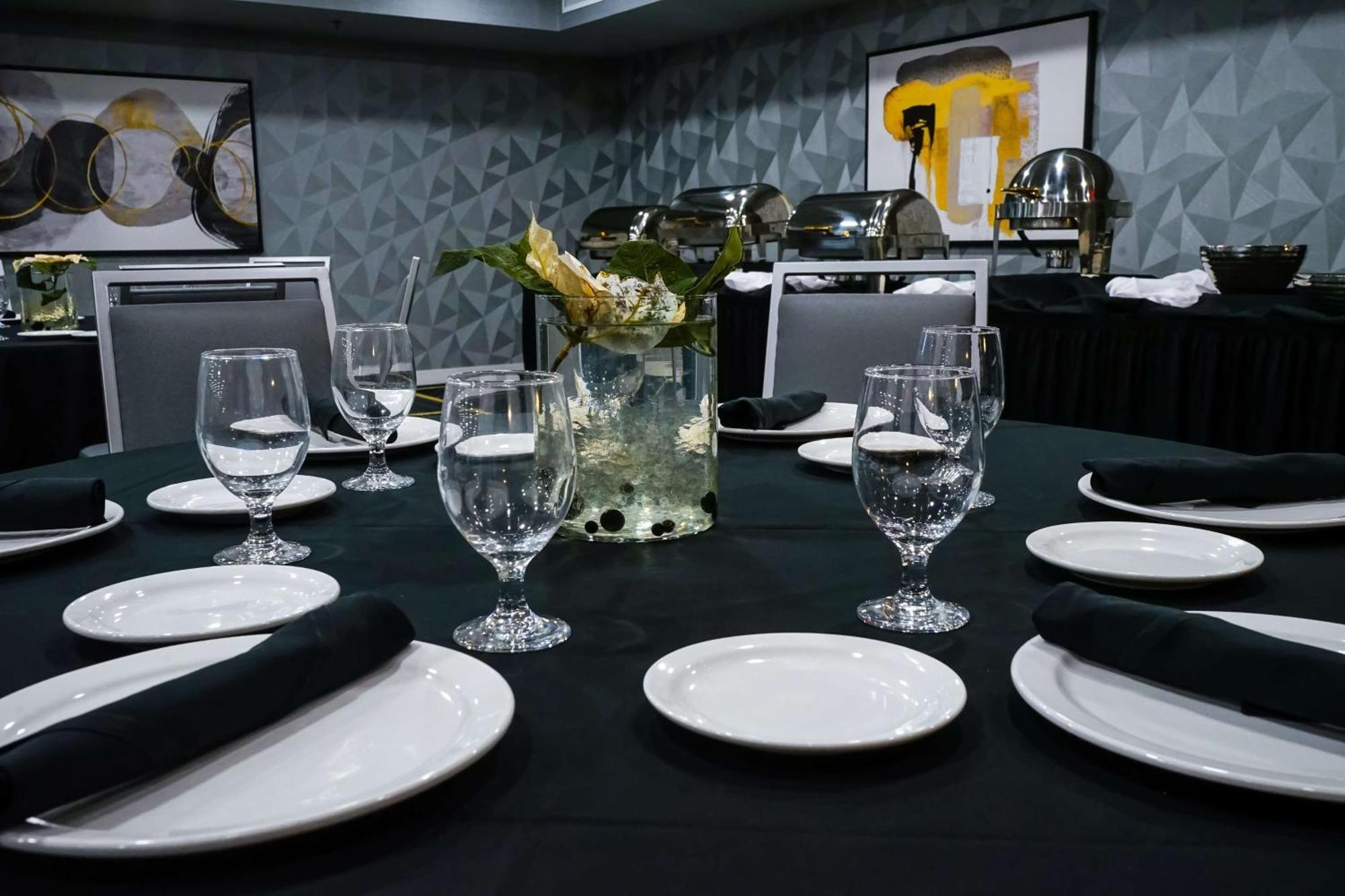 Hampton Inn At Tin Lizzie Gaming Resort Deadwood Bagian luar foto