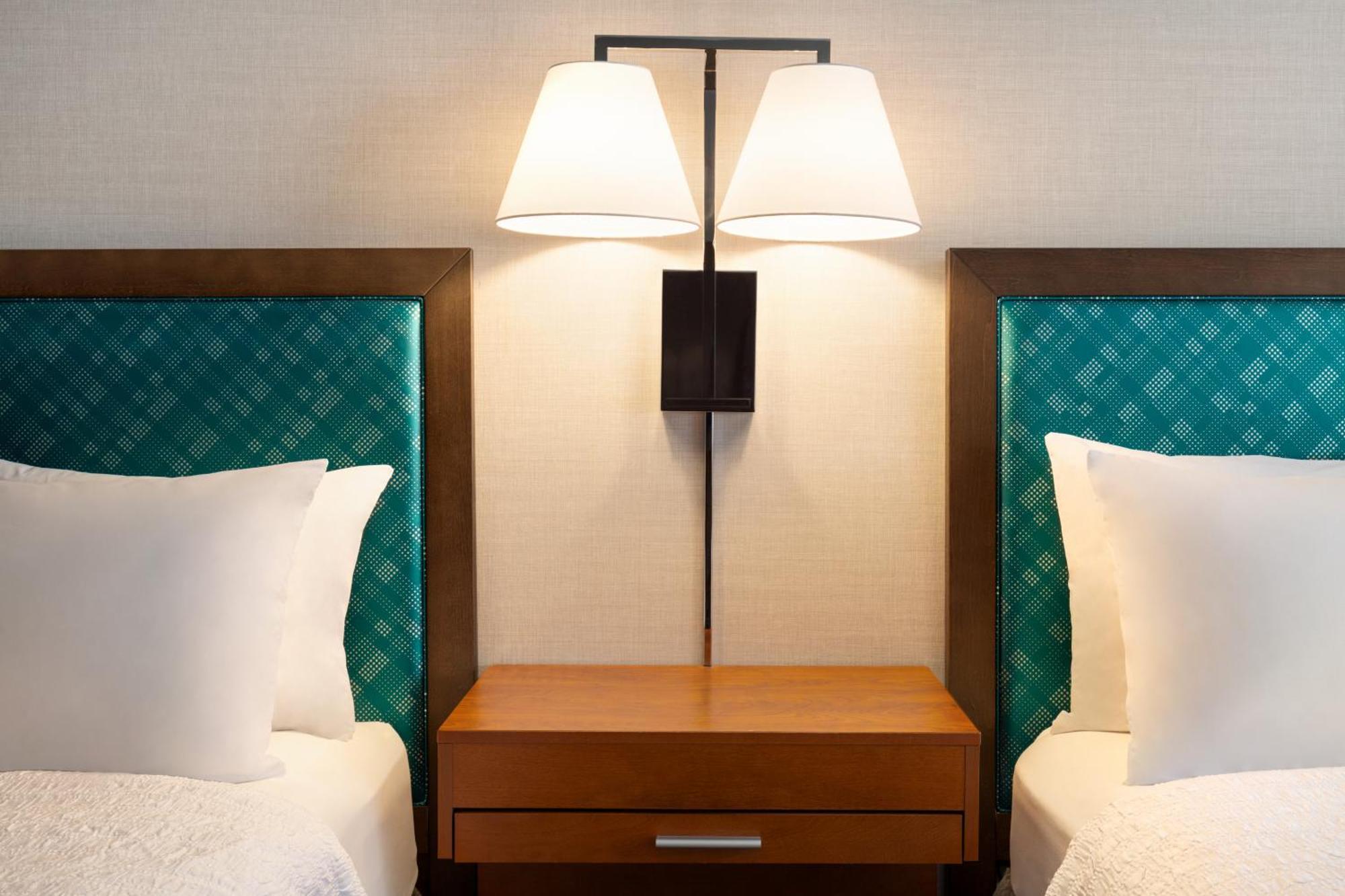 Hampton Inn At Tin Lizzie Gaming Resort Deadwood Bagian luar foto