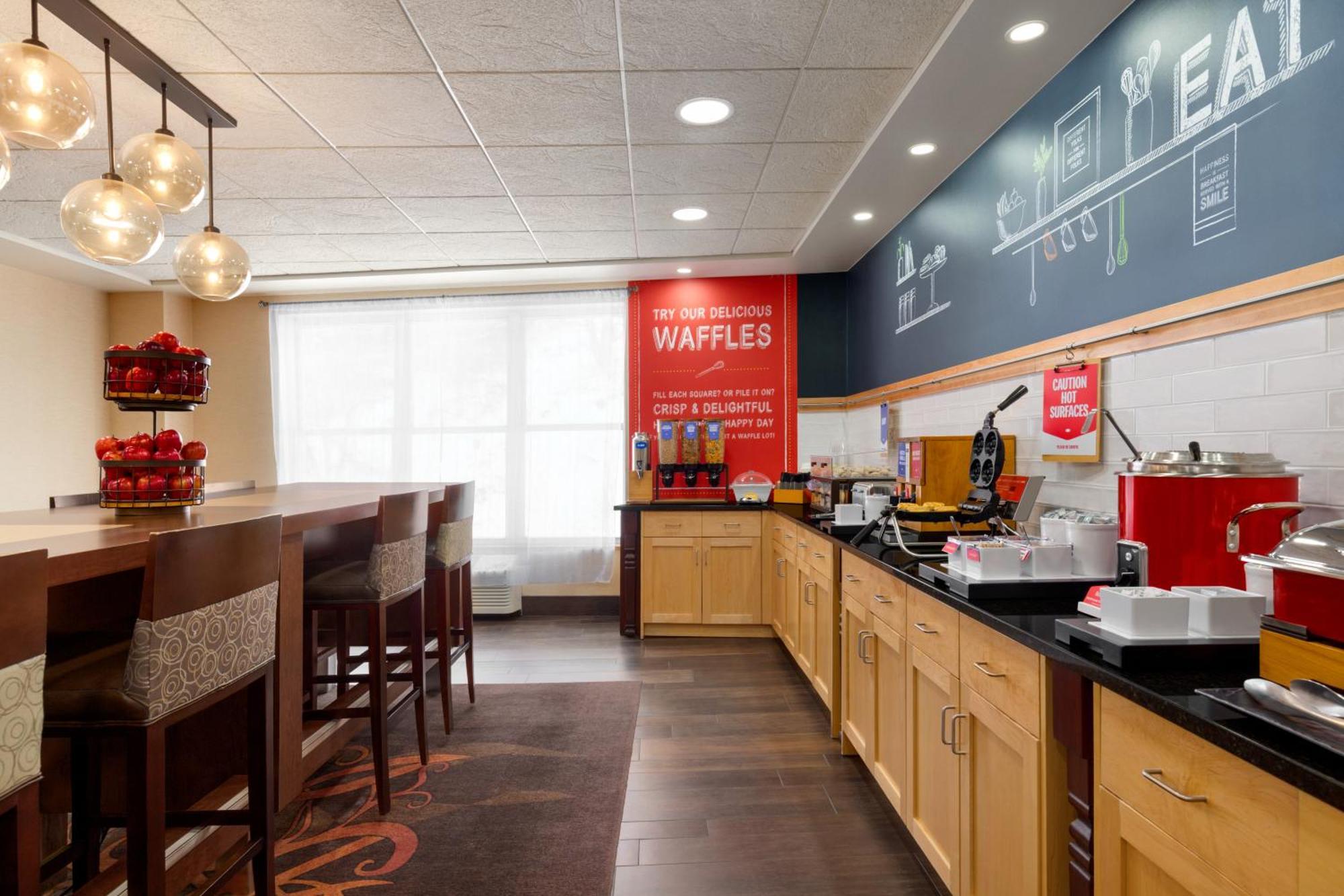 Hampton Inn At Tin Lizzie Gaming Resort Deadwood Bagian luar foto